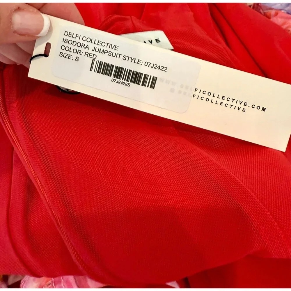 Delfi Collective Isadora Red Jumpsuit NWT - Size S - Picture 9 of 10